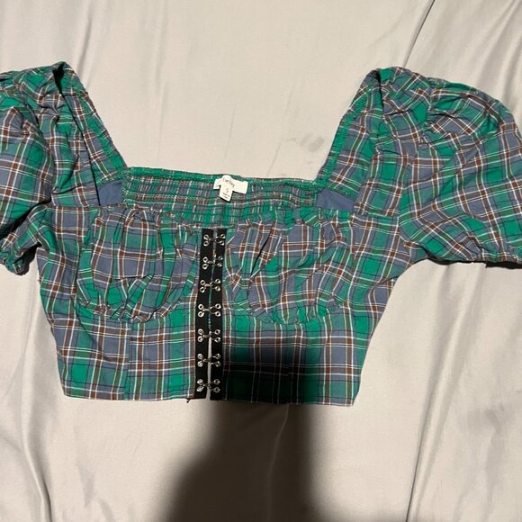 Beivy small plaid crop top - Picture 3 of 8